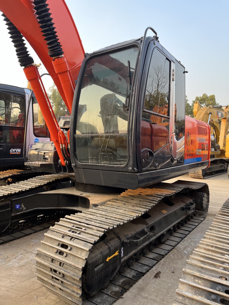 Hitachi ZA200