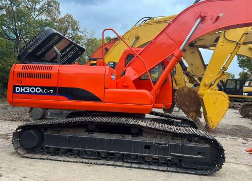 Doosan DH300