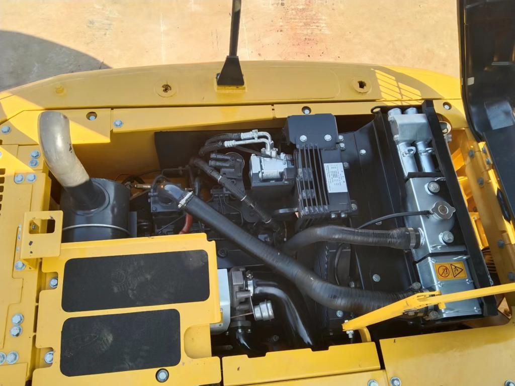 Komatsu PC 130 - Imagen 3