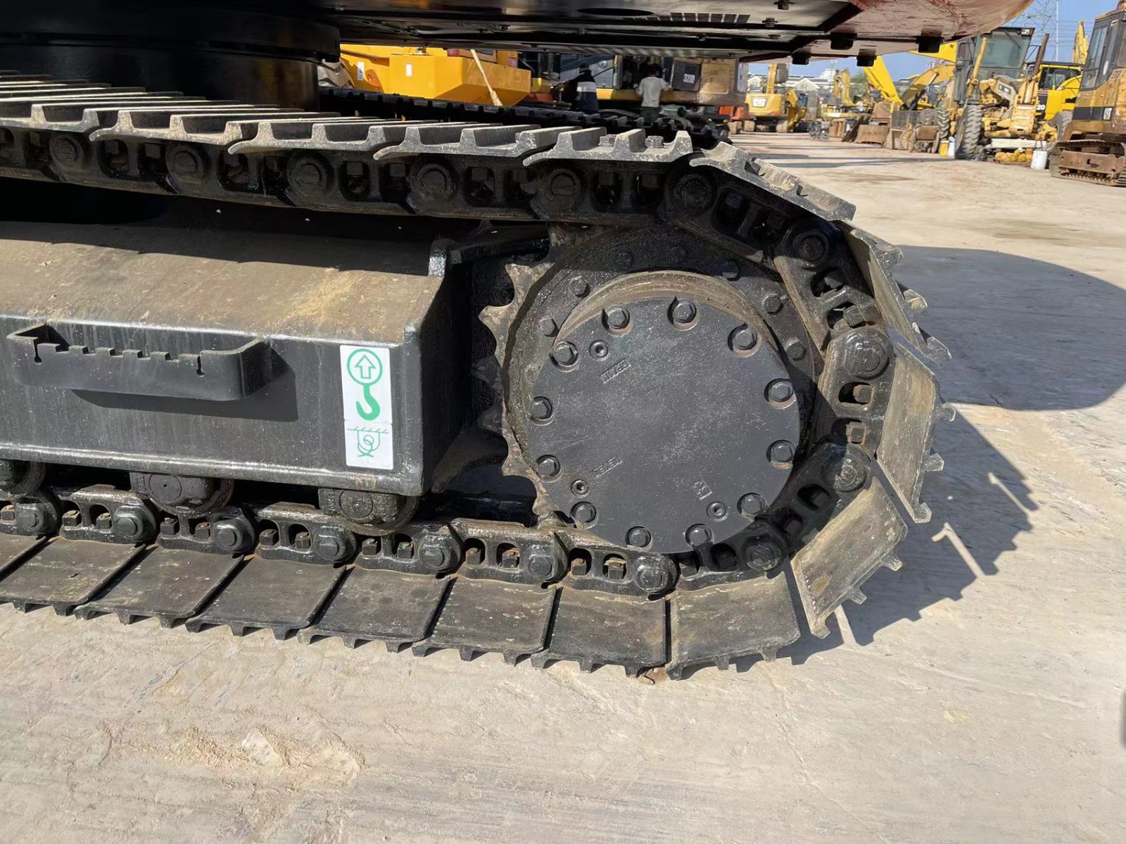 Hitachi ZX120 Seminueva VENDIO POR MY SHIPPING - Imagen 2