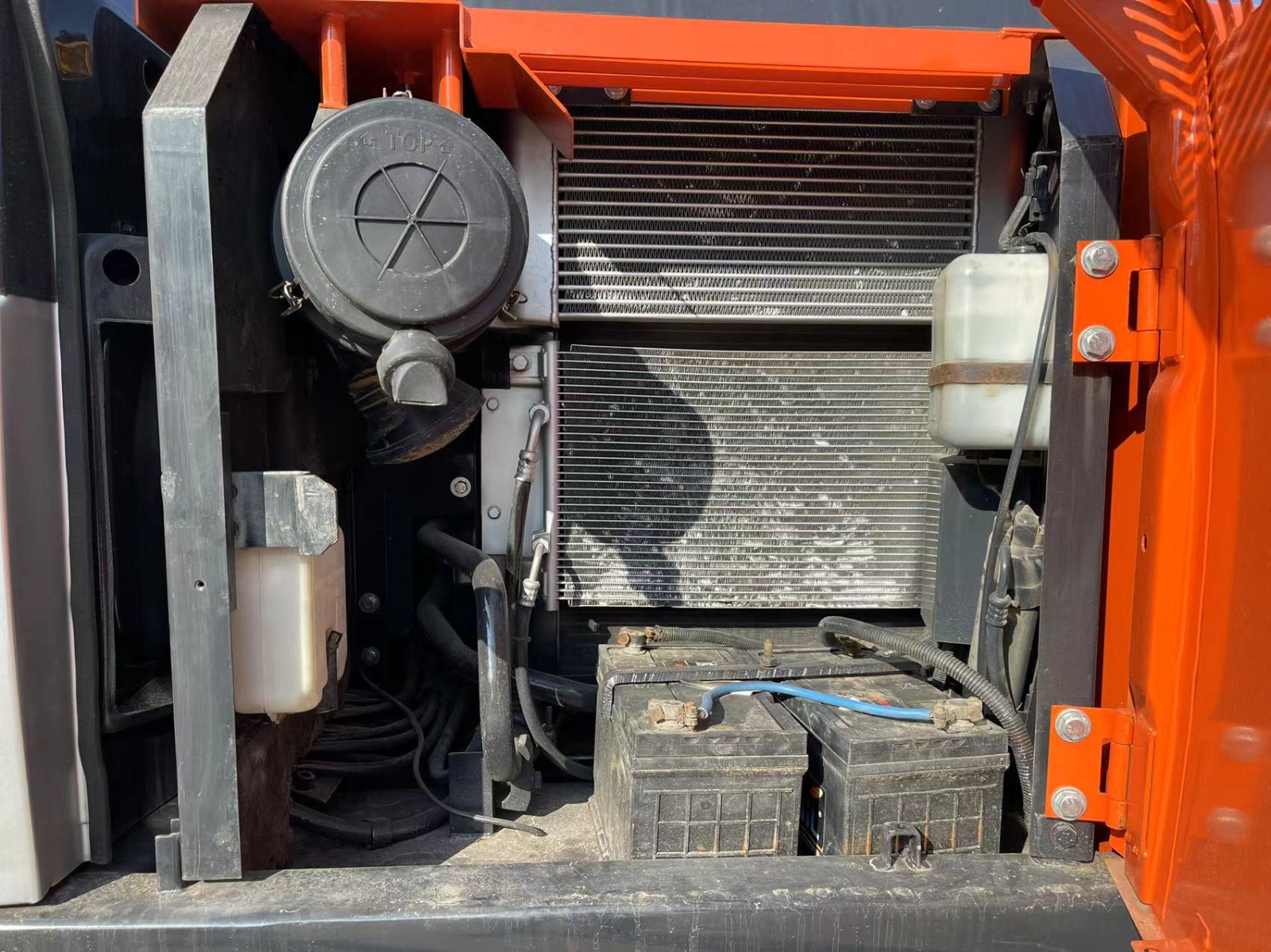 Hitachi ZX120 Seminueva VENDIO POR MY SHIPPING - Imagen 4