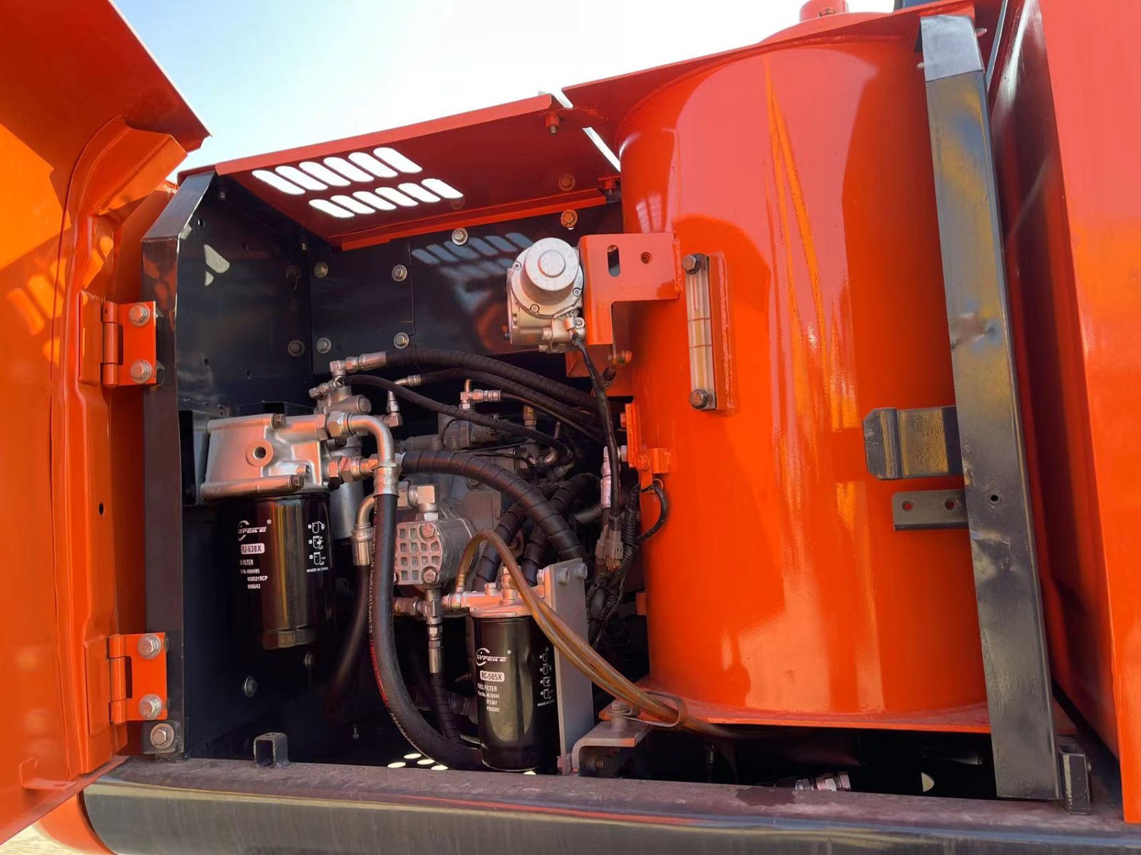 Hitachi ZX120 Seminueva VENDIO POR MY SHIPPING - Imagen 9