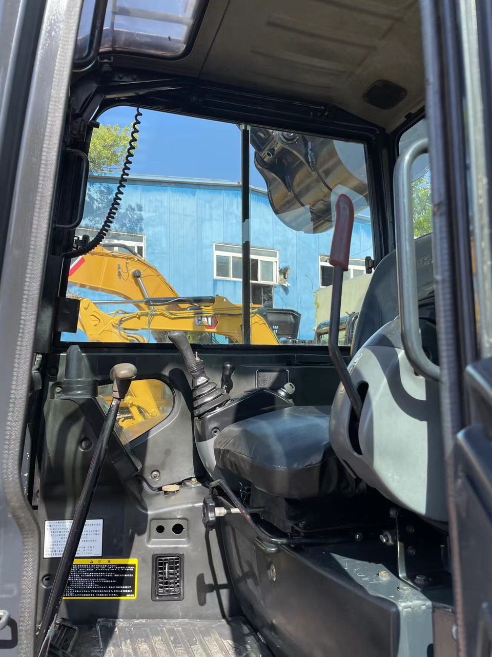Mini Excavadora Hitachi ZAXIS 50 Seminueva - Imagen 3