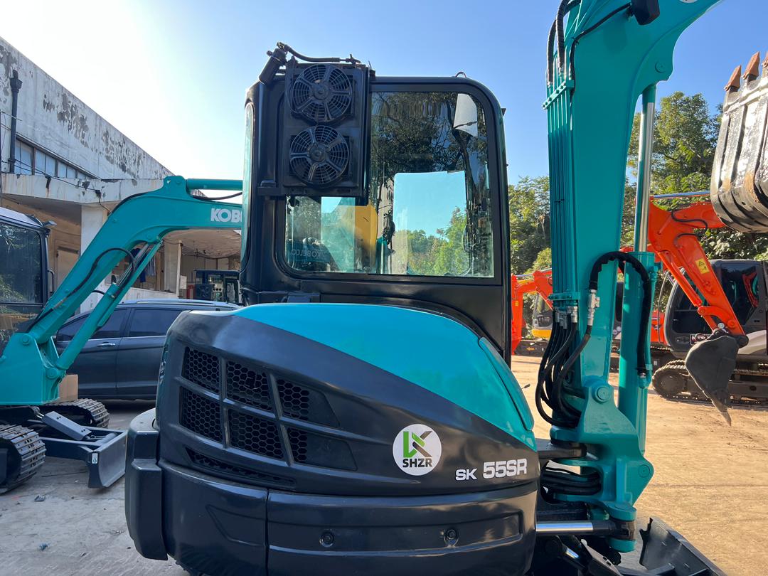 Mini Excavadora Kobelco 55 SR Seminueva - Imagen 5