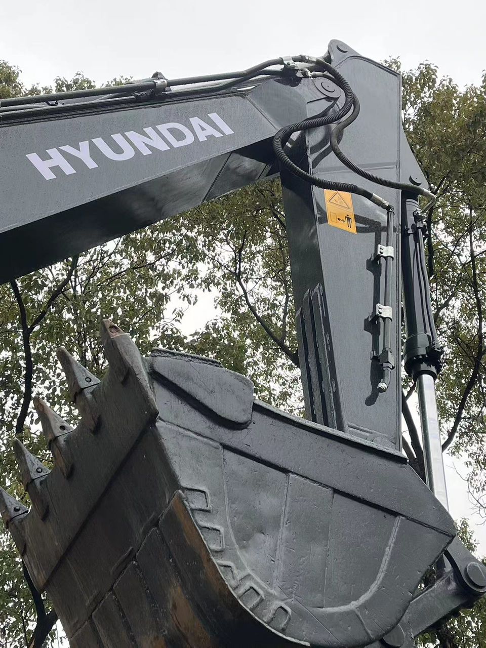 HYUNDAI 220-LC -9 SEMINUEVA - Imagen 7